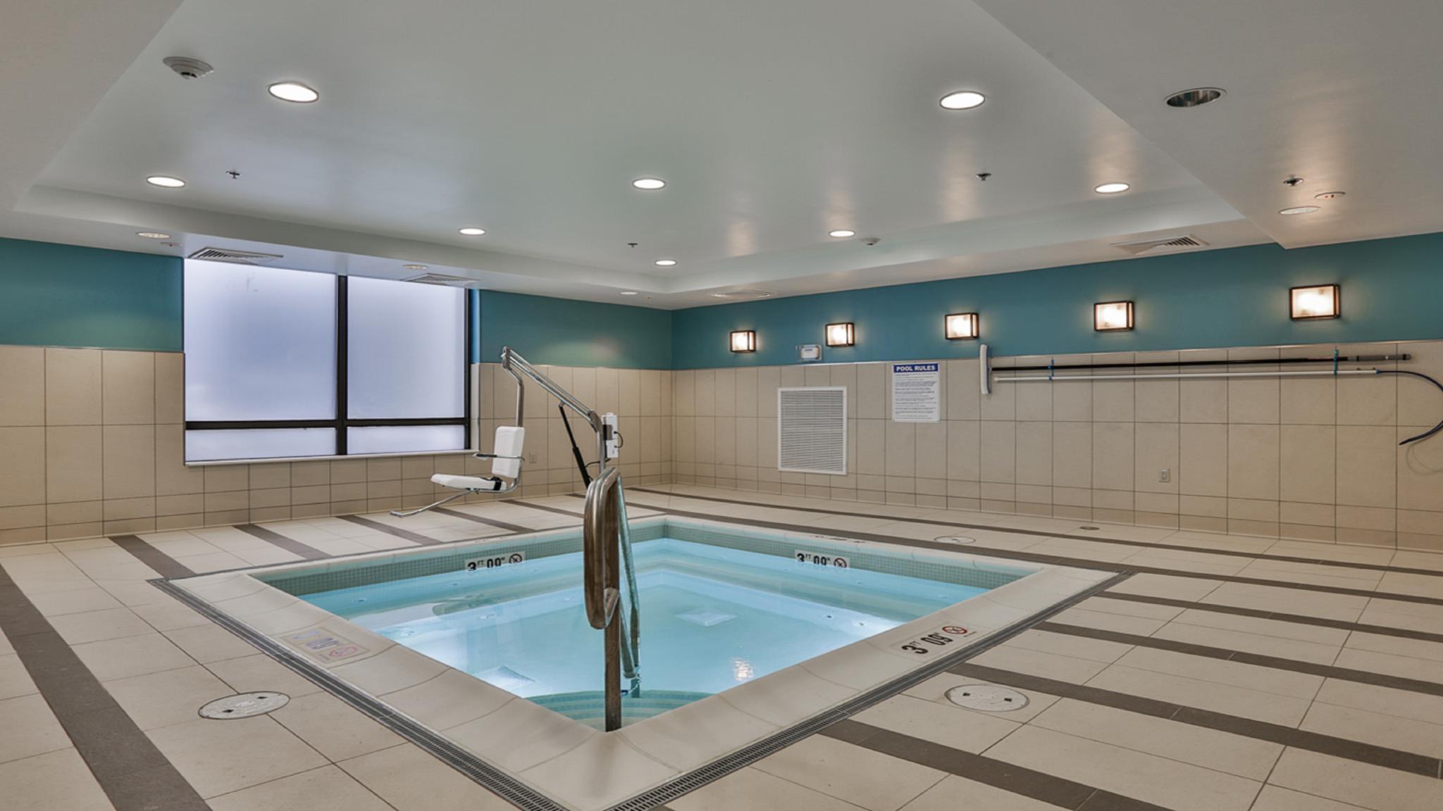 Holiday Inn Express Boston North-Woburn By Ihg Exterior photo