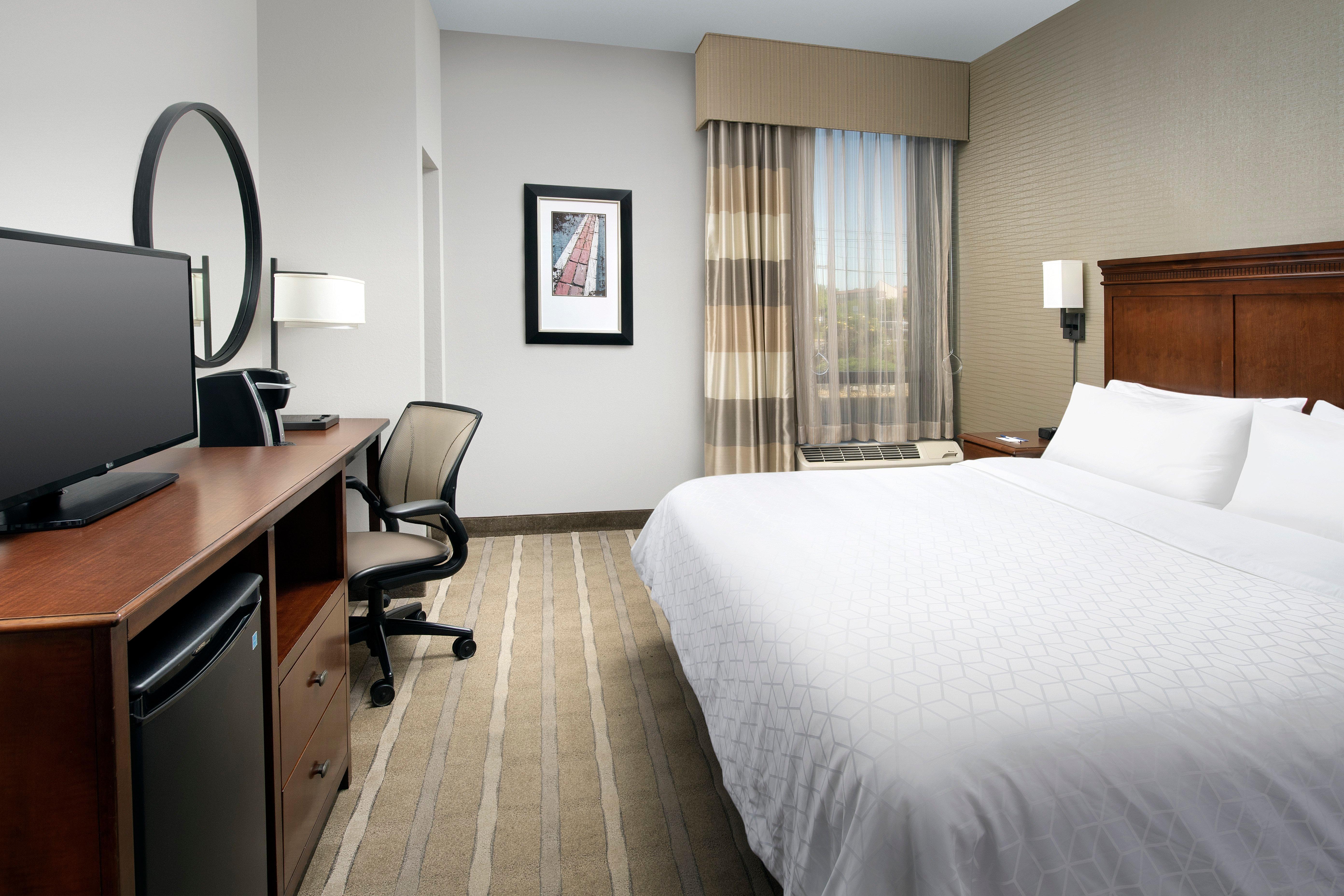 Holiday Inn Express Boston North-Woburn By Ihg Exterior photo