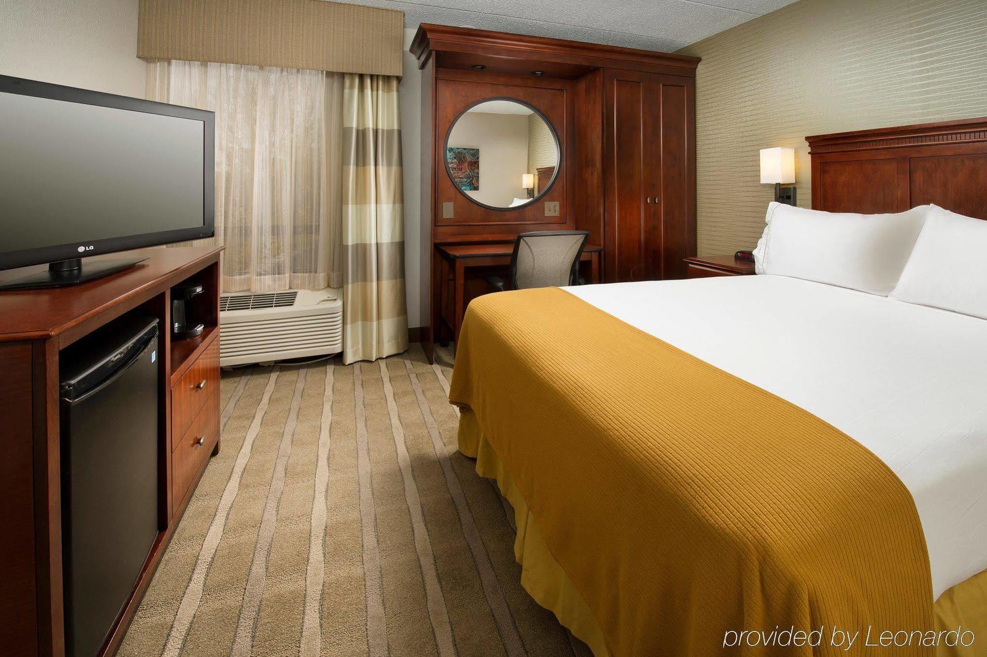 Holiday Inn Express Boston North-Woburn By Ihg Exterior photo