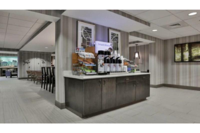 Holiday Inn Express Boston North-Woburn By Ihg Exterior photo